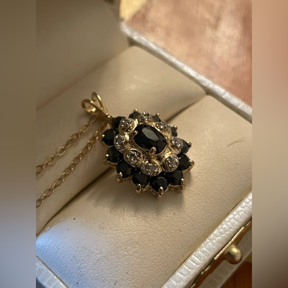 Princess Style Pendant Necklace